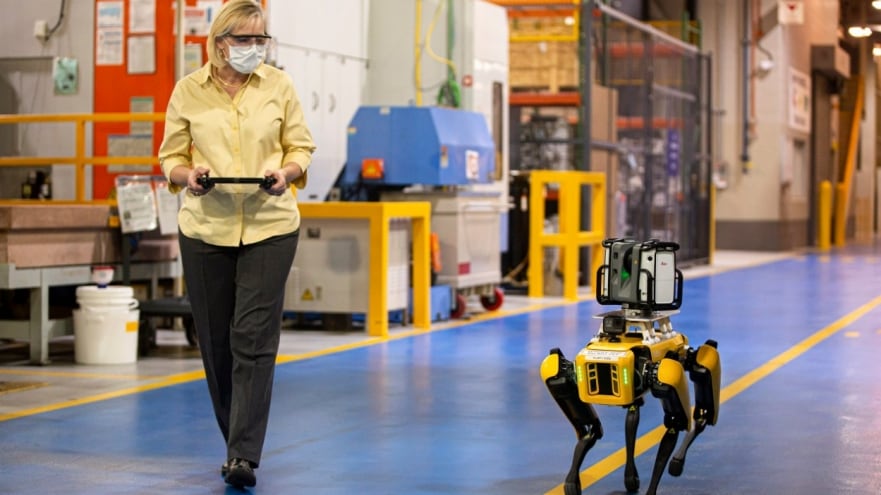 Ford experiments with four-legged robots