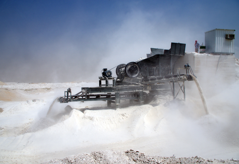 UAE suspends 14 crusher and quarry operators PMV Middle East