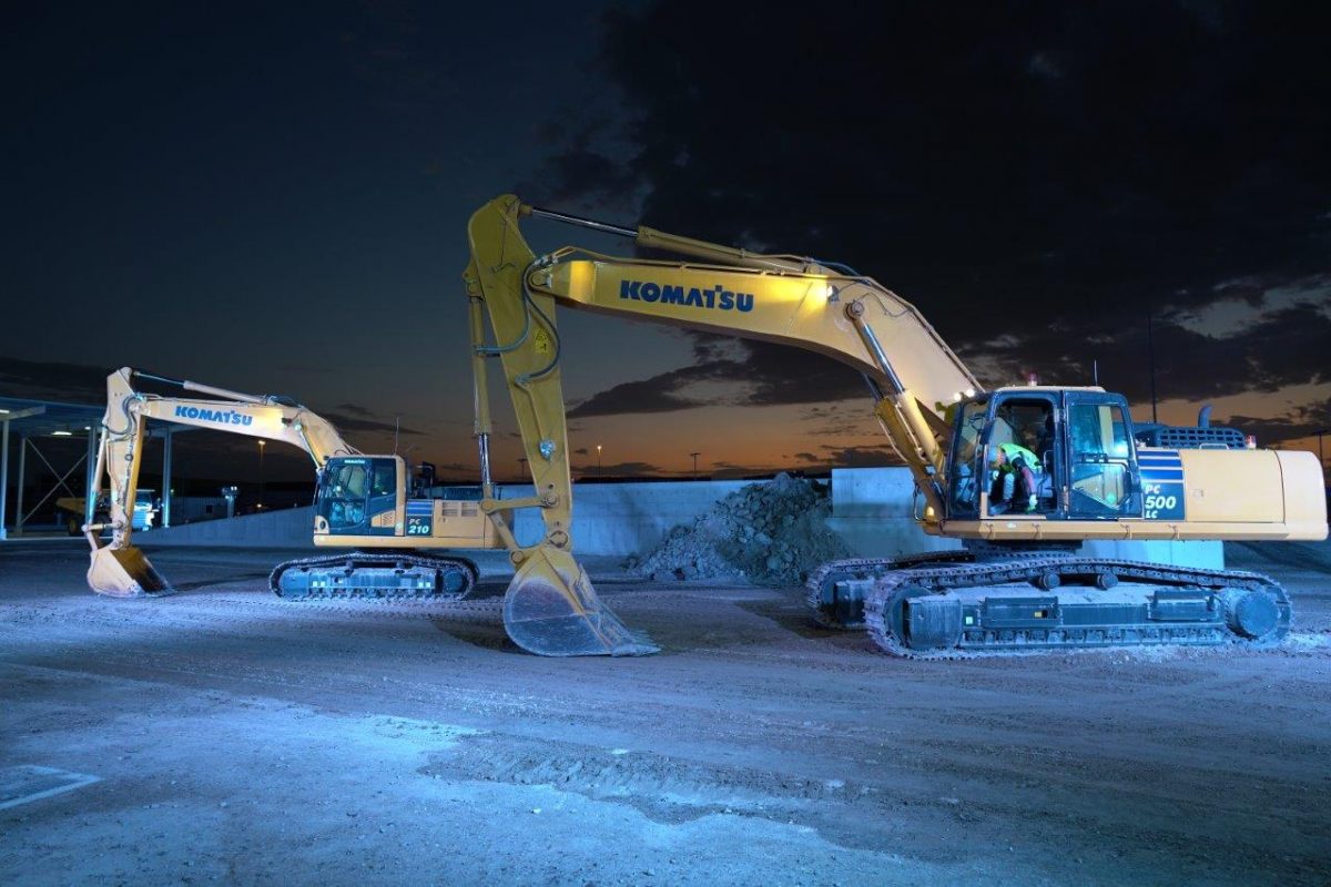 Big Buckets For Tough Working Conditions Komatsu Launches The Pc210 10m0 And The Pc500lc 10r Hydraulic Excavators In The Middle East Pmv Middle East Big Buckets For Tough Working Conditions Komatsu Launches The Pc210 10m0 And The Pc500lc 10r Hydraulic Excavators In The Middle East Pmv Middle East