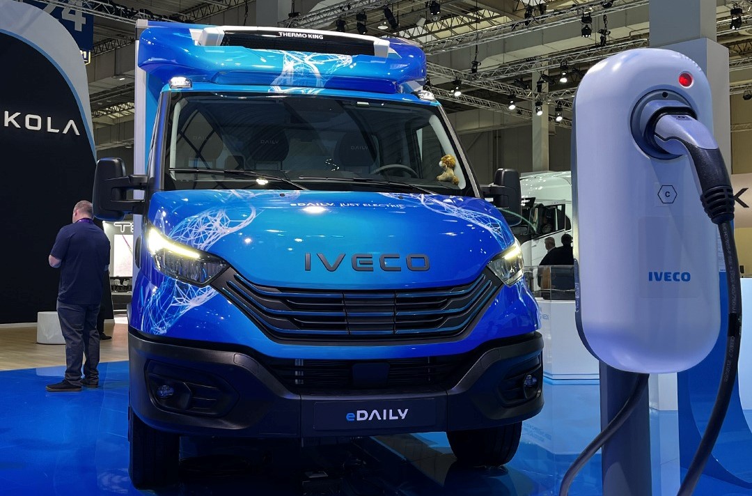 Iveco launches battery-electric variant of the Daily van - PMV Middle East