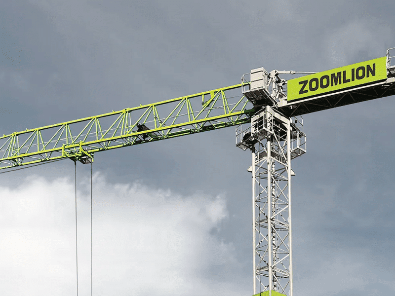 Azizi Developments announces tie-up with Zoomlion for 20 mobile and tower cranes