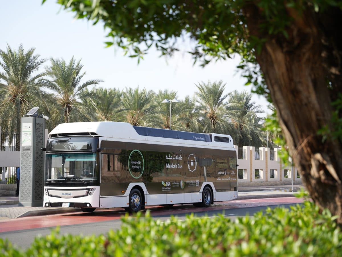 Toyota and Abdul Latif Jameel Motors trial Caetano hydrogen fuel cell bus in Makkah