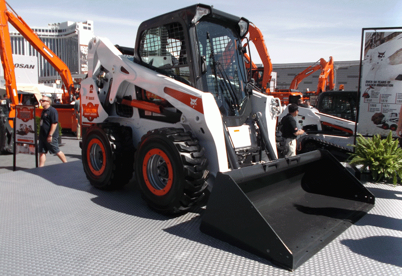 Millionth loader rolls off Bobcat production line PMV Middle East